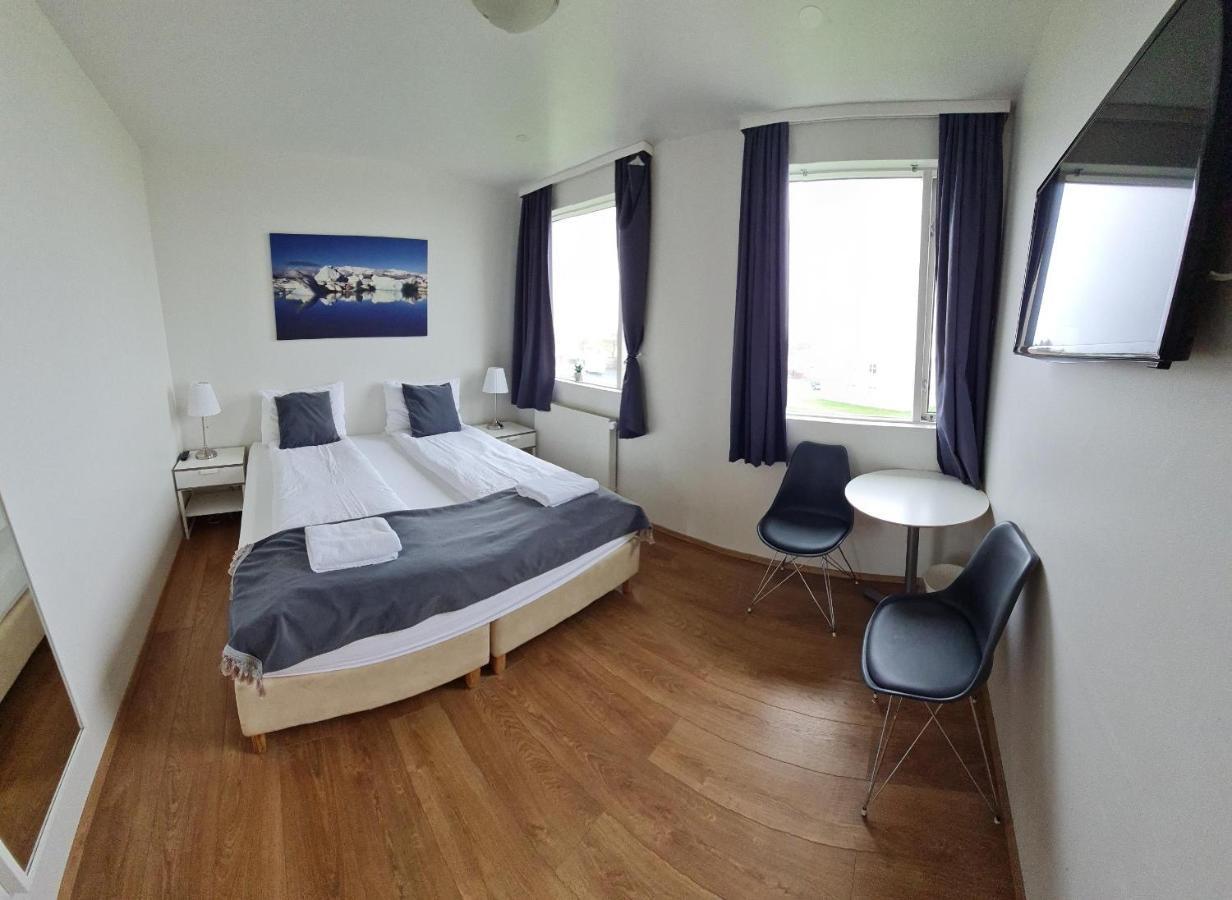 Höfn Guesthouse Extérieur photo