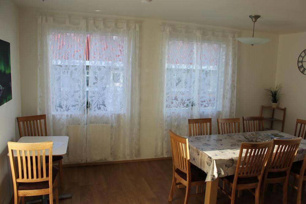 Höfn Guesthouse Extérieur photo
